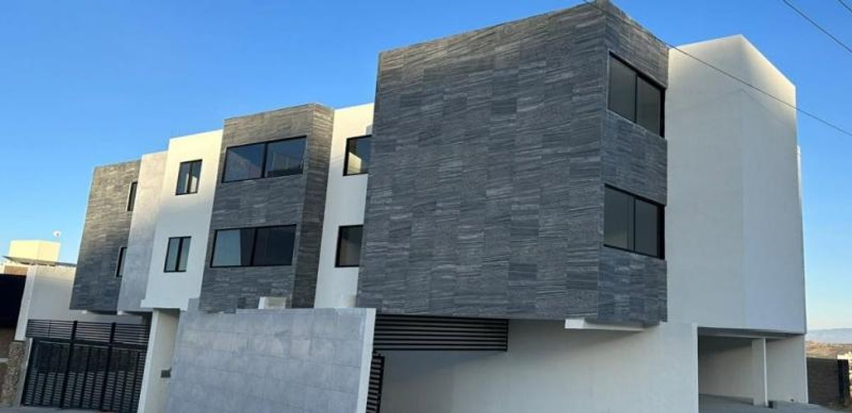 Fotografía de DEPARTAMENTOS EN VENTA EN TORRE AZUL EN CIMA AZUL