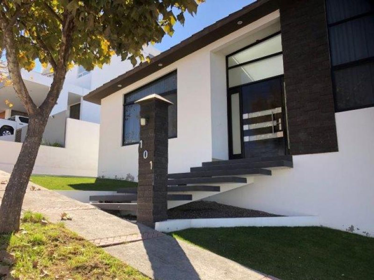 Fotografía de VENTA DE CASA EN CLUB DE GOLF LA LOMA