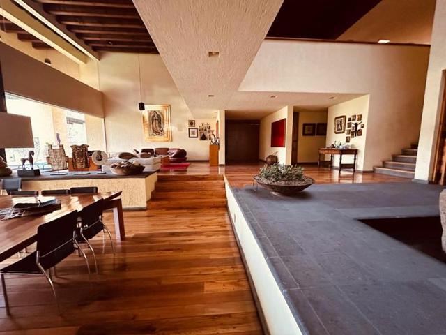 Fotografía de EXCELENTE CASA EN VENTA A UNA CUADRA DEL PARQUE DE MORALES