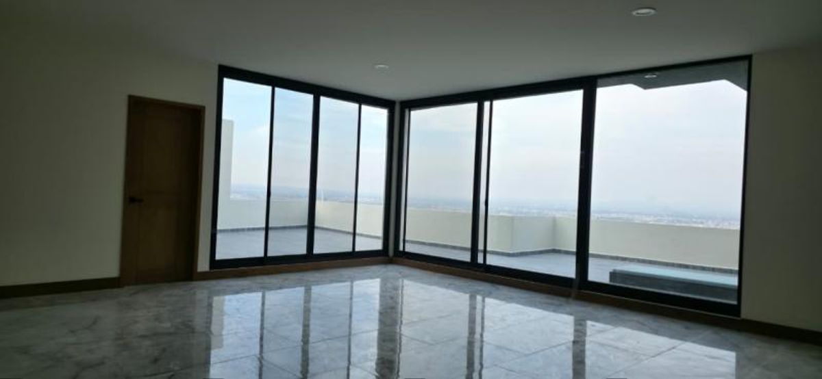 Fotografía de CASA EN VENTA EN LA LOMA CLUB DE GOLF CON ROOF 