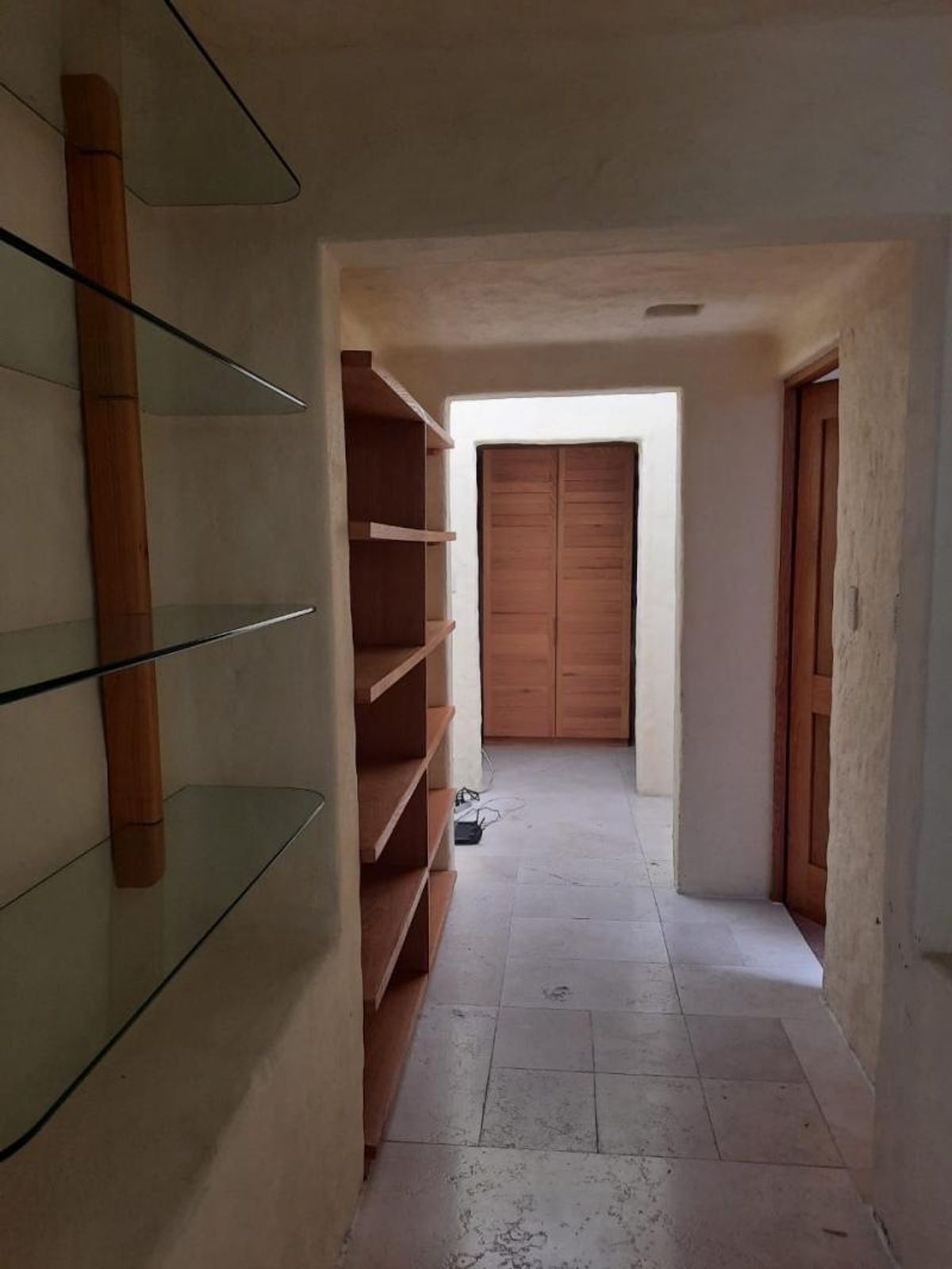 Fotografía de VENTA DE CASA EN PRIVADA Y ZONA DE LUJO EN LOMAS 3A SECCION