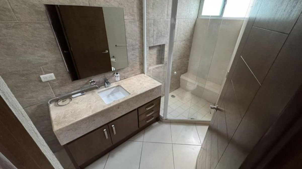 Fotografía de CASA EN VENTA EN BALCONES DEL VALLE