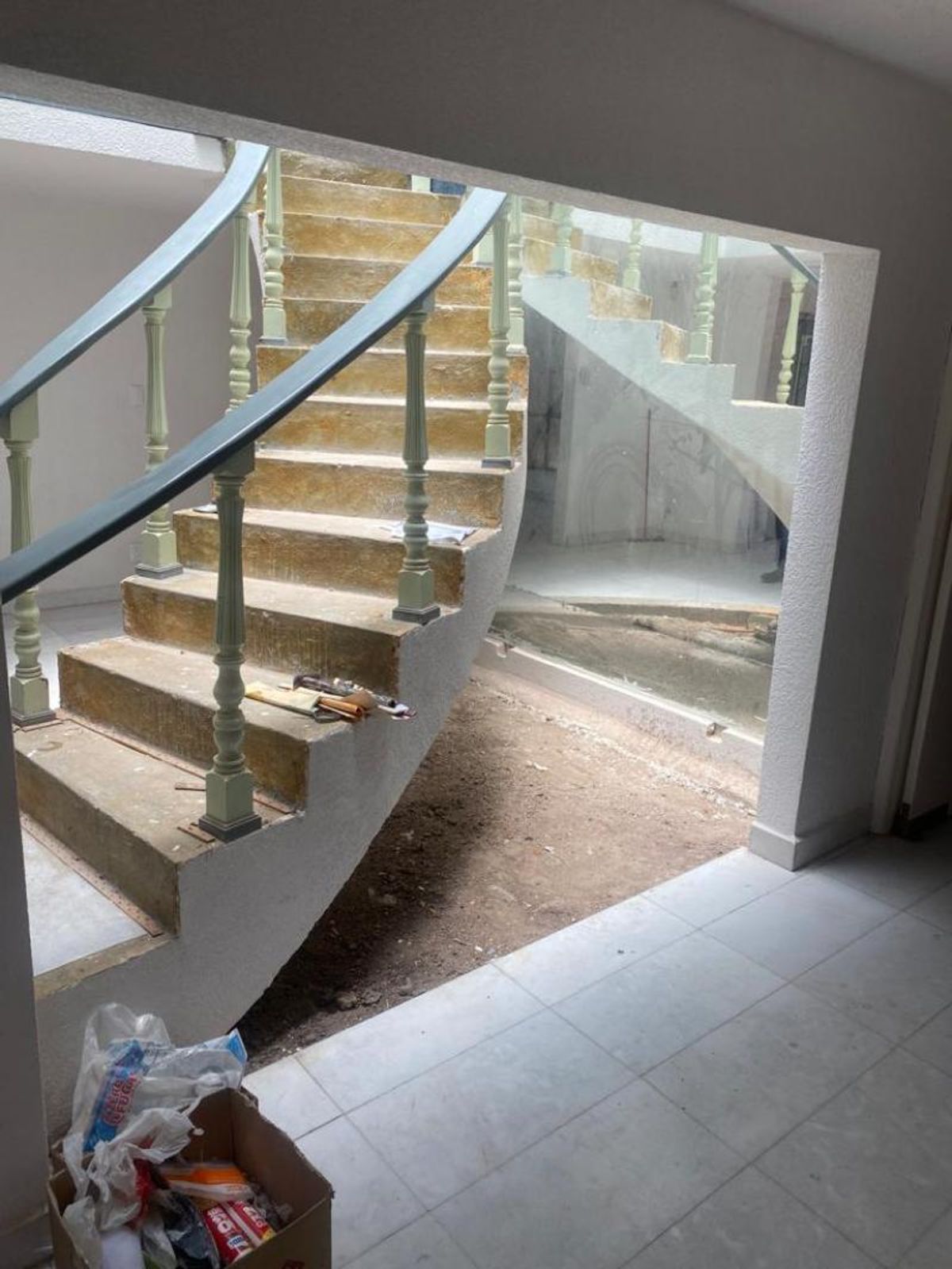 Fotografía de CASA EN VENTA CON ALBERCA EN LOMAS 4 SECCION