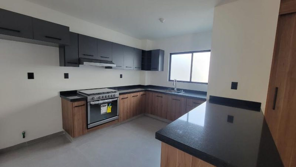 Fotografía de DEPARTAMENTO EN VENTAEN LOMAS 3 SECCION JUNTO AL RAQUET CLUB