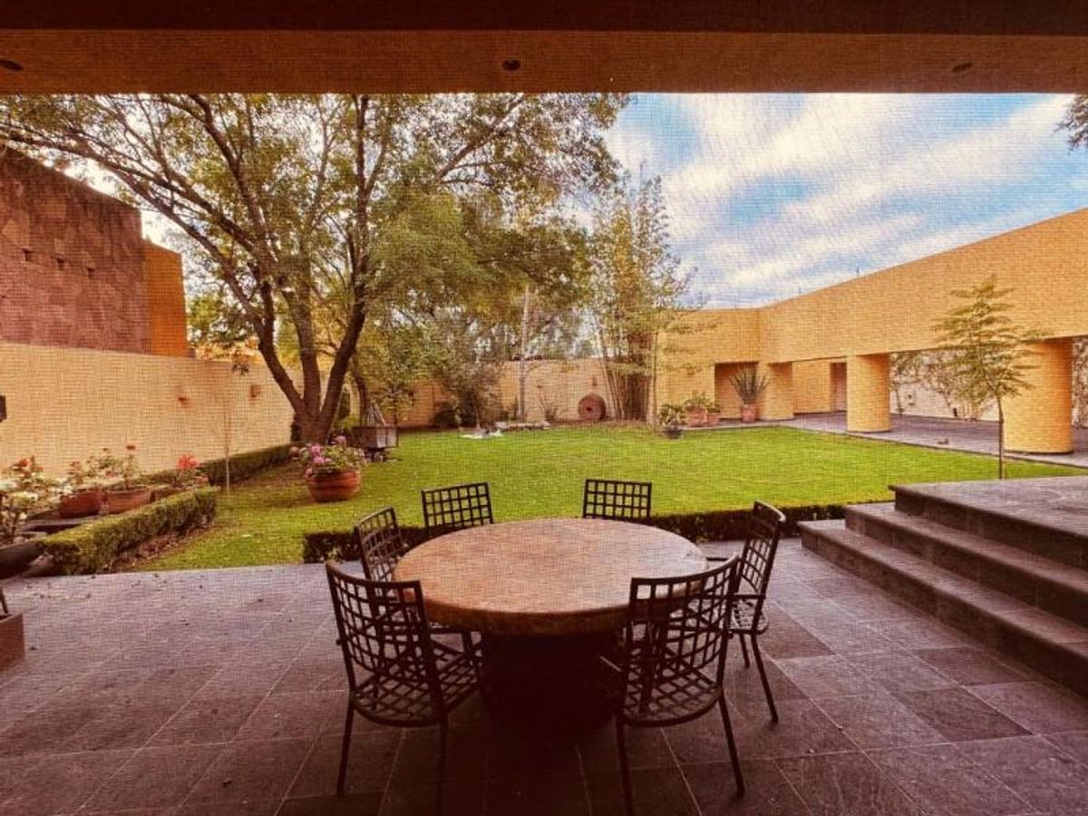 Fotografía de EXCELENTE CASA EN VENTA A UNA CUADRA DEL PARQUE DE MORALES