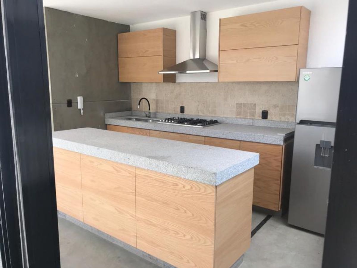 Fotografía de DEPARTAMENTO EN RENTA EN LOMAS DEL TEC. AMUEBLADO