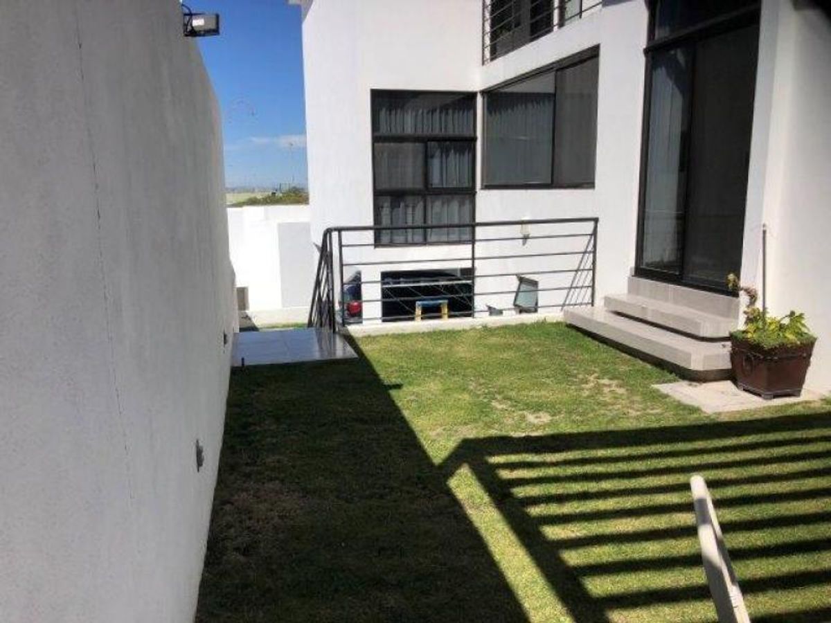 Fotografía de VENTA DE CASA EN CLUB DE GOLF LA LOMA