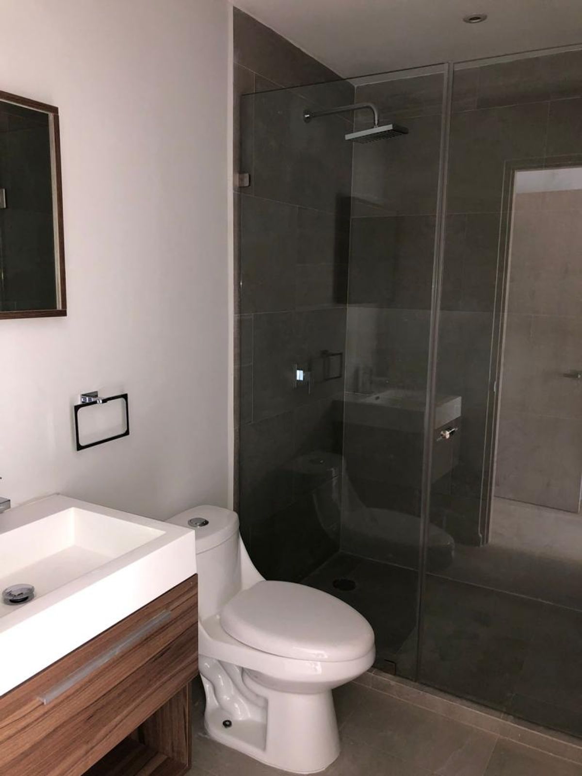 Fotografía de DEPARTAMENTO EN VENTA A UNAS CUADRAS DE ESCUELAS EN MONTERRA 