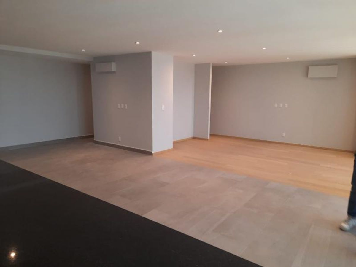 Fotografía de DEPARTAMENTO EN VENTA A UNAS CUADRAS DE ESCUELAS EN MONTERRA 