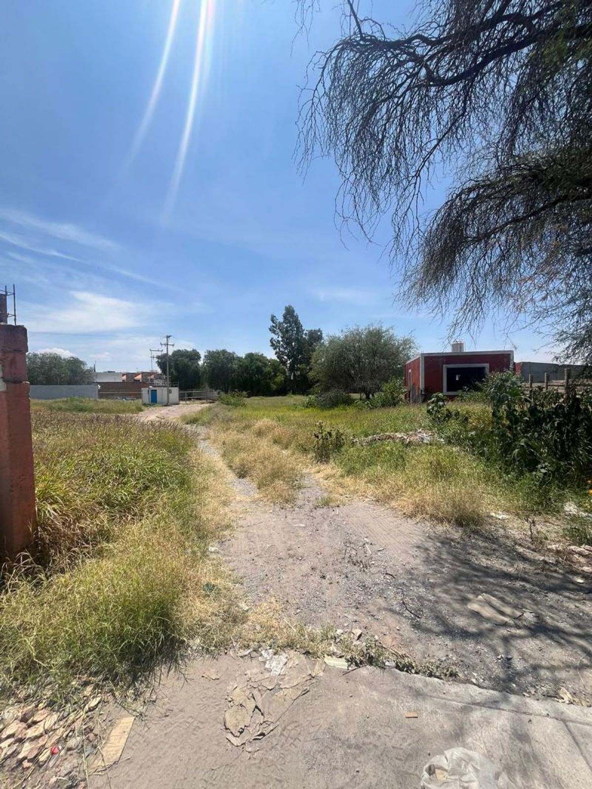 Fotografía de EXCELENTE TERRENO EN VENTA SOBRE GOMEZ MORIN