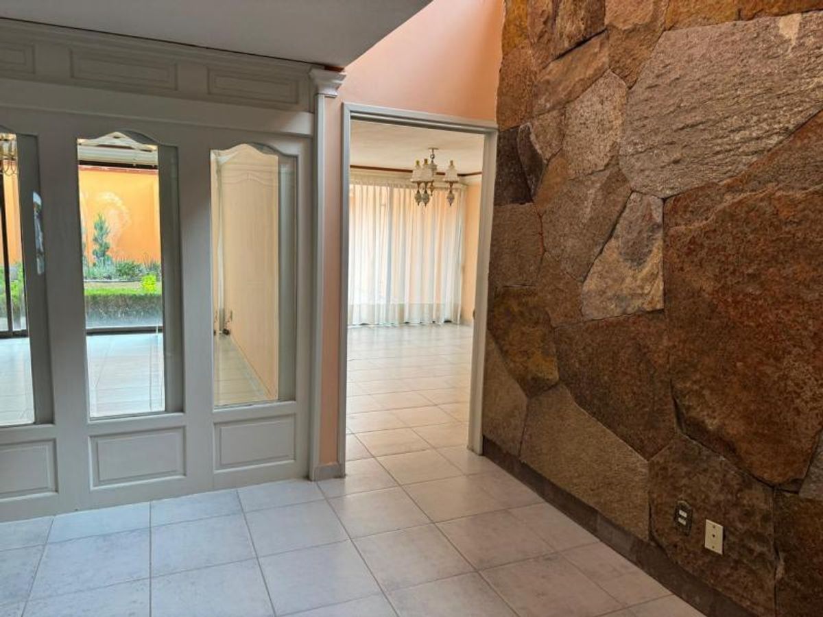 Fotografía de CASA EN VENTA EN LOMAS 4a CERCA DEL JARDIN DE SAN PATRICIO