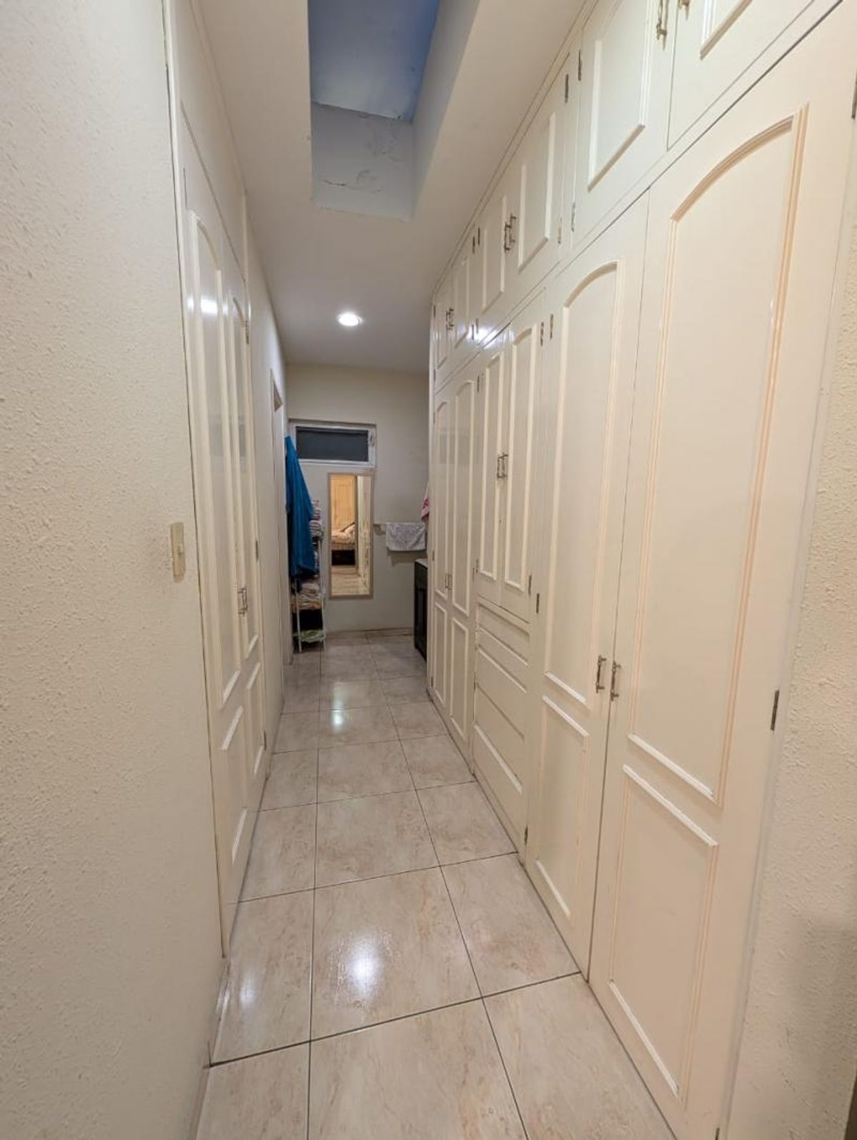 Fotografía de CASA EN VENTA EN UNA PLANTA  EN COLINAS DEL PARQUE EN ESQUINA