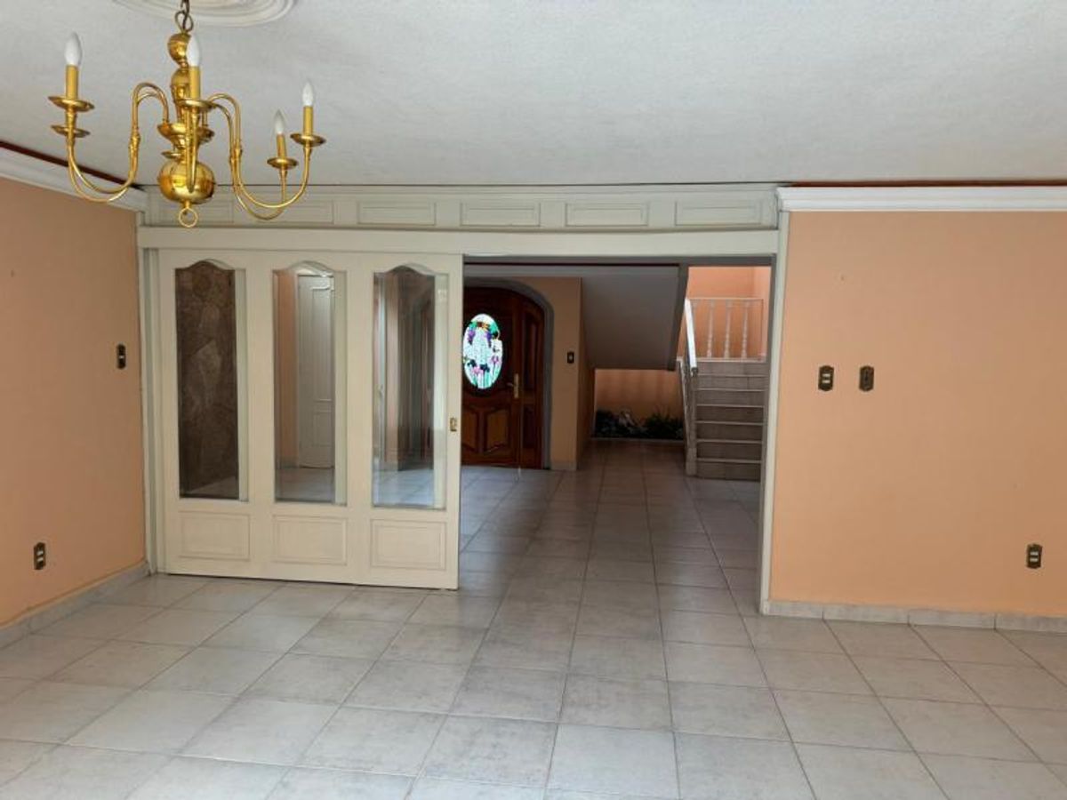 Fotografía de CASA EN VENTA EN LOMAS 4a CERCA DEL JARDIN DE SAN PATRICIO
