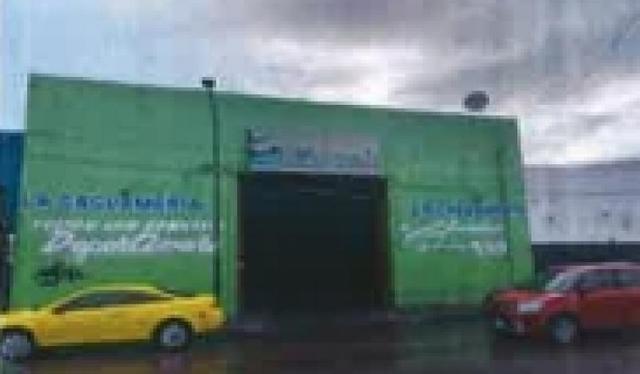 Fotografía de BODEGA EN VENTA EN EL BARRIO DE SANTIAGO