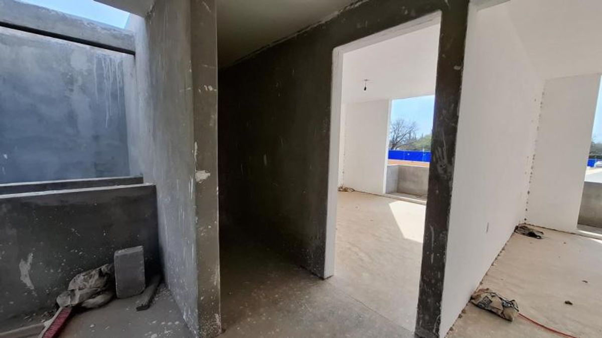 Fotografía de CASA EN VENTA EN REAL DEL POTOSI CON USO DE SUELO COMERCIAL PARA SALON DE FIESTA
