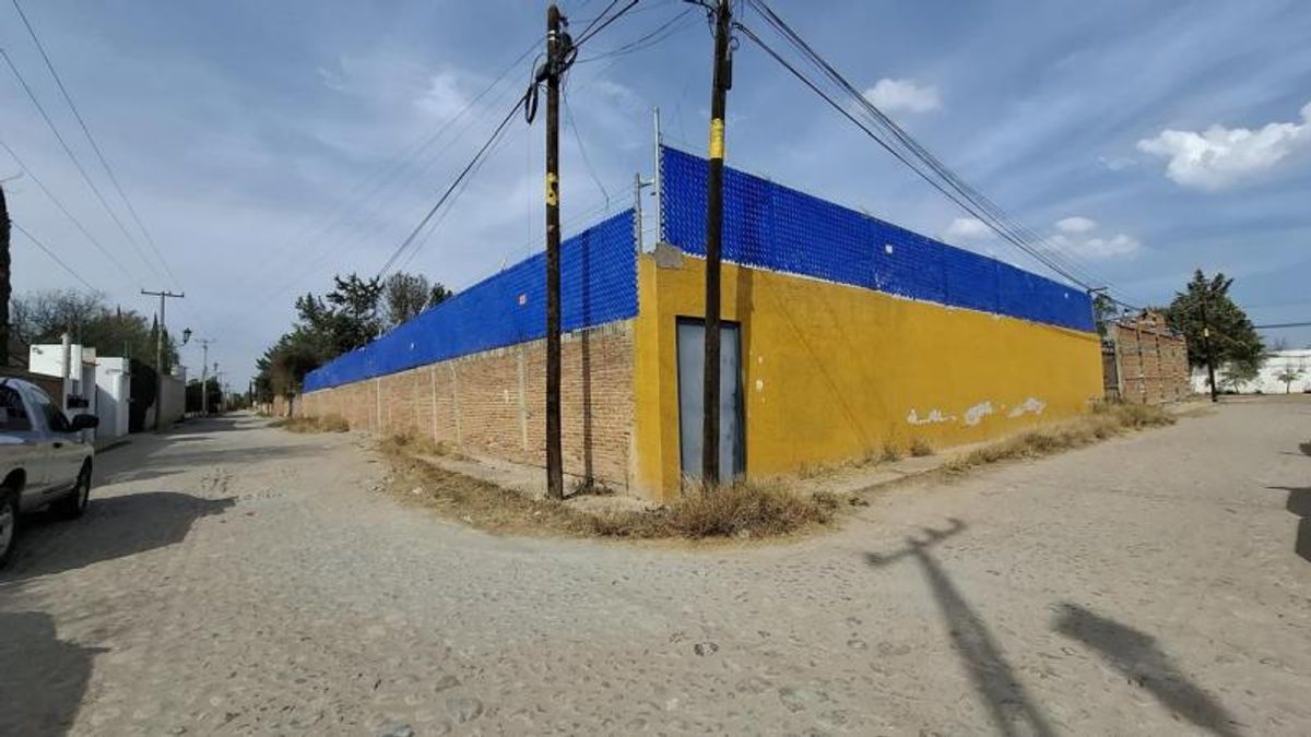 Fotografía de CASA EN VENTA EN REAL DEL POTOSI CON USO DE SUELO COMERCIAL PARA SALON DE FIESTA