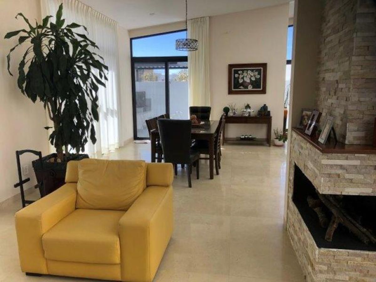 Fotografía de VENTA DE CASA EN CLUB DE GOLF LA LOMA