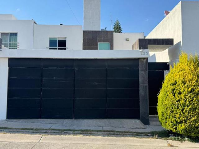 Fotografía de CASA EN VENTA EN VILLA MAGNA