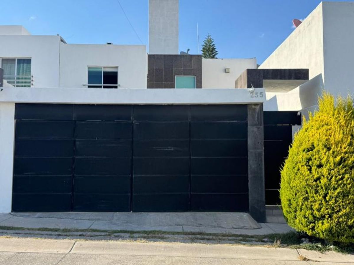 Fotografía de CASA EN VENTA EN VILLA MAGNA