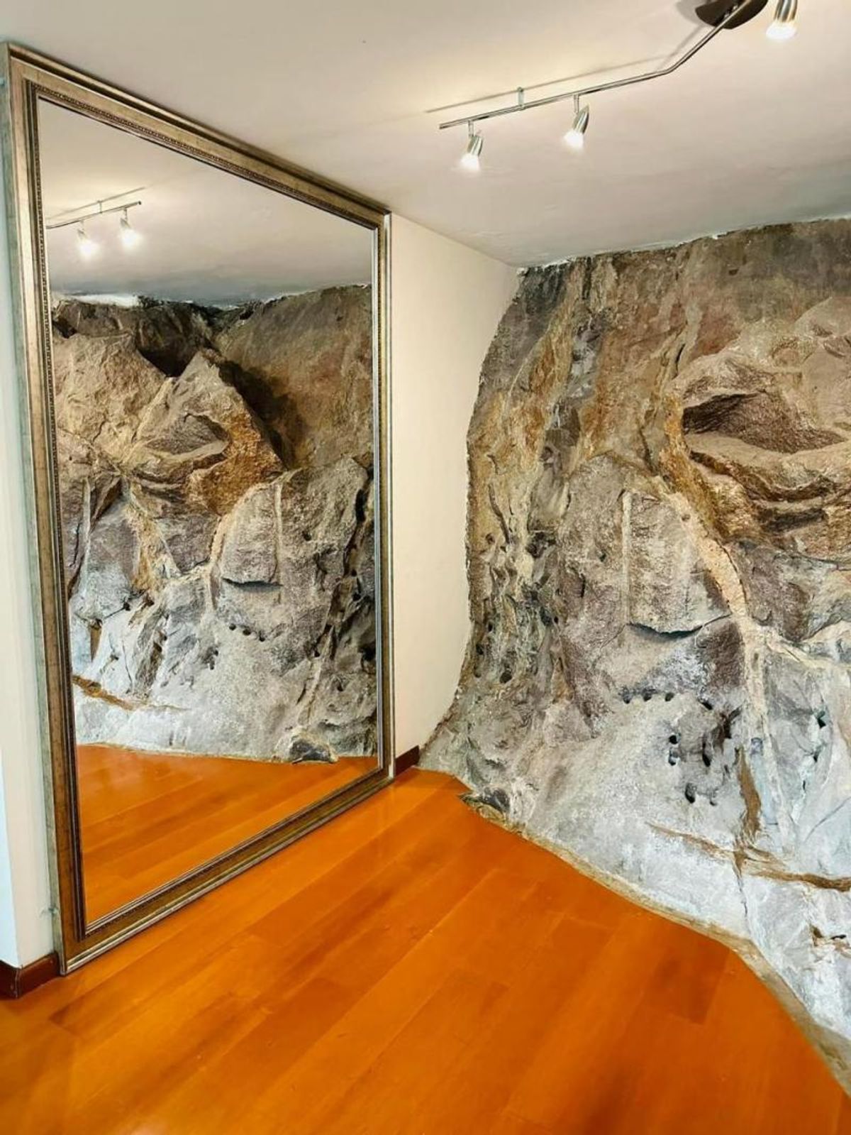 Fotografía de DEPARTAMENTO EN VENTA EN TORRE DOS LUNAS LOMAS 4 SECCION