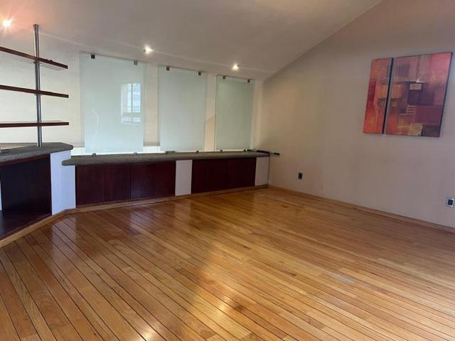Fotografía de EXCELENTE CASA EN VENTA EN ESQUINA EN COLONIA JARDIN