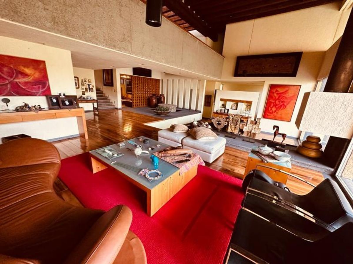 Fotografía de EXCELENTE CASA EN VENTA A UNA CUADRA DEL PARQUE DE MORALES