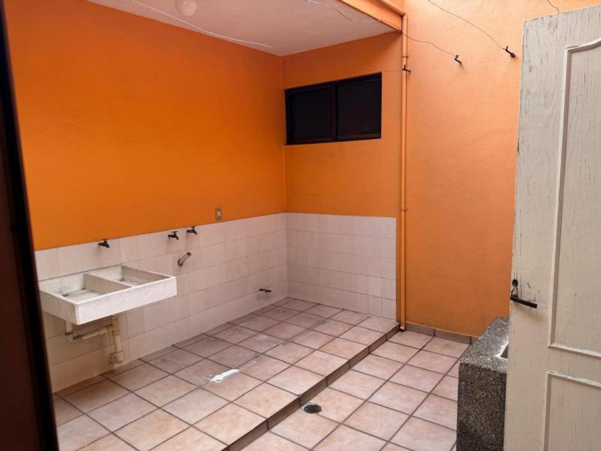 Fotografía de CASA EN VENTA EN LOMAS 4a CERCA DEL JARDIN DE SAN PATRICIO