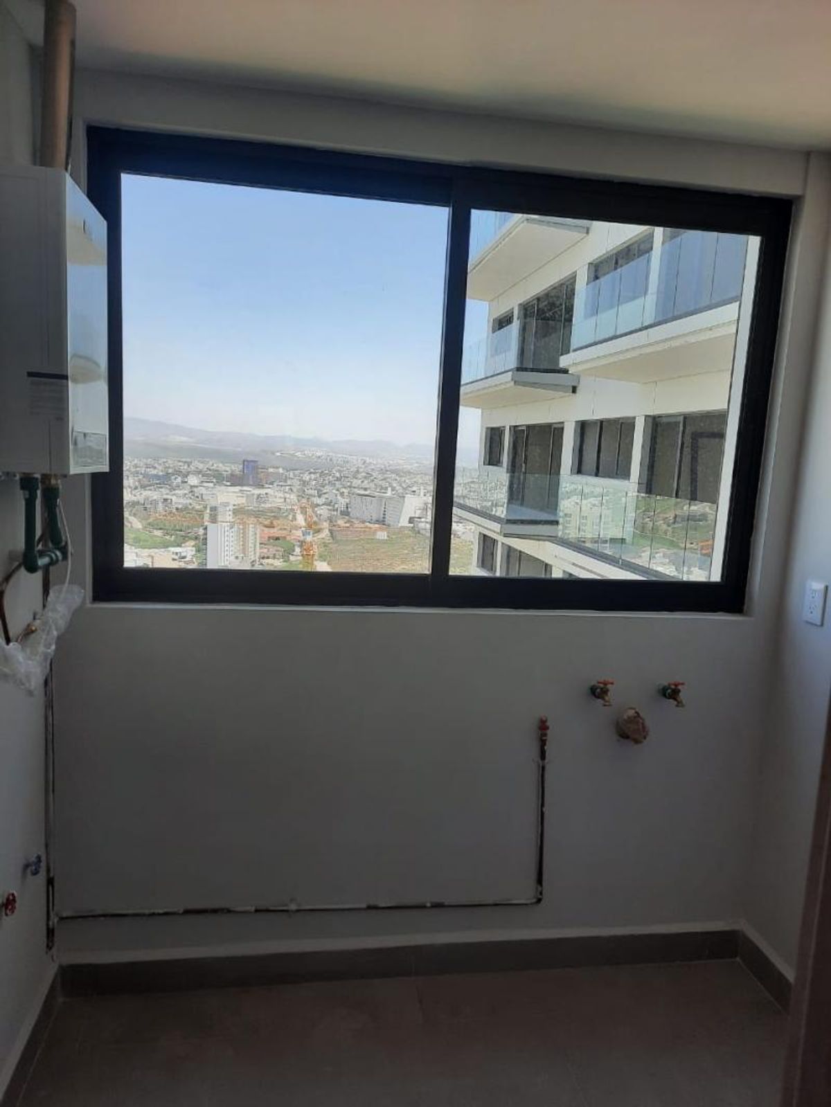 Fotografía de DEPARTAMENTO EN VENTA A UNAS CUADRAS DE ESCUELAS EN MONTERRA 