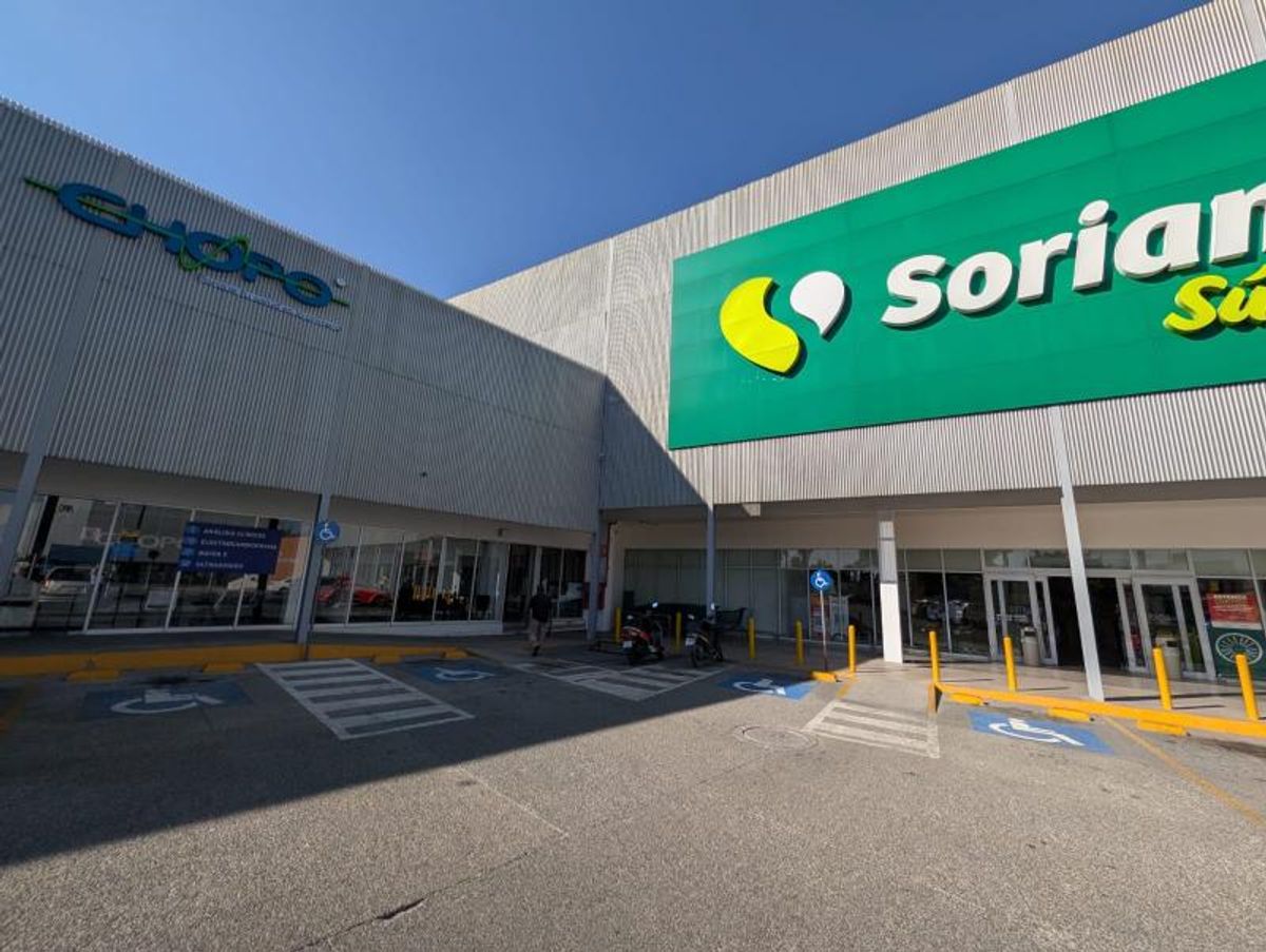 Fotografía de RENTA LOCALES EN PLAZA MUÑOZ CAMPESTRE