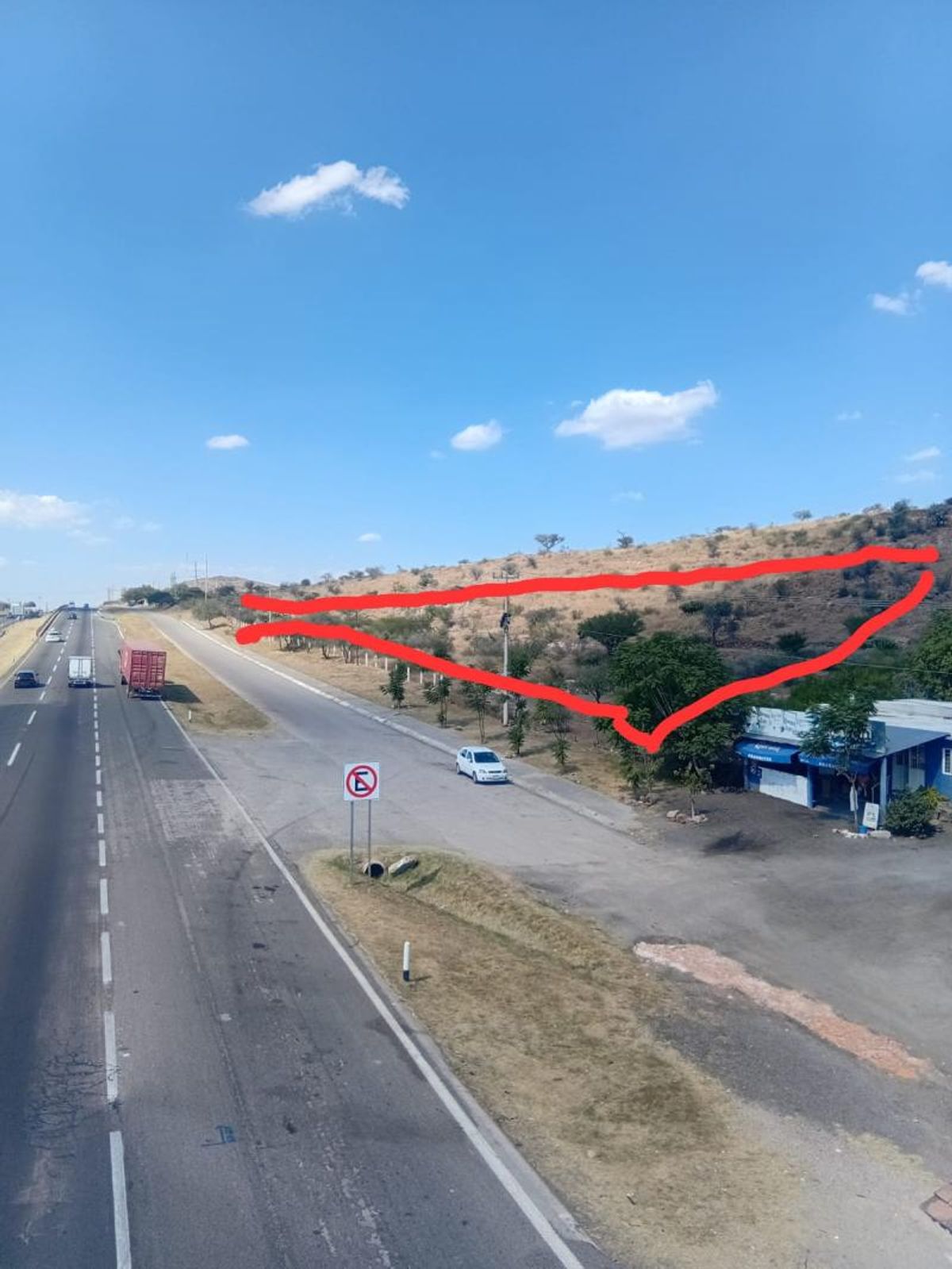 Fotografía de TERRENO EN VENTA SOBRE CARRTERA 57 EN OJO CALIENTE