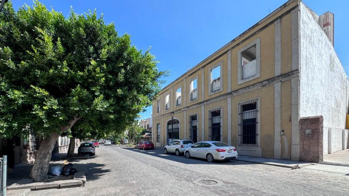 Fotografía de OFICINA EN VENTA CON MUY BUENA UBICACION SOBRE CARRANZA