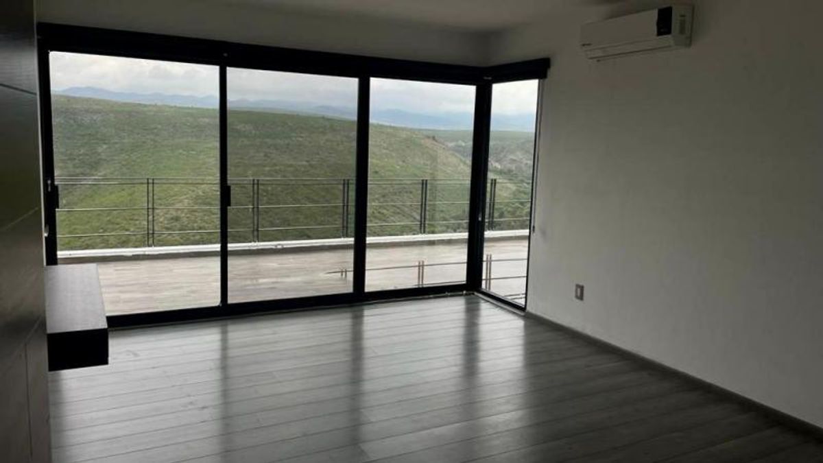 Fotografía de PENTHOUSE EN RENTA CON VISTA AL CAÑON DE LA PRESA