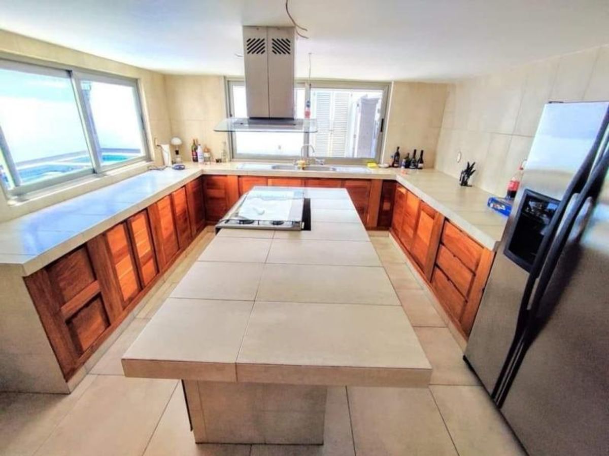 Fotografía de CASA EN VENTA EN FRACCIONAMIENTO TANGAMANGA