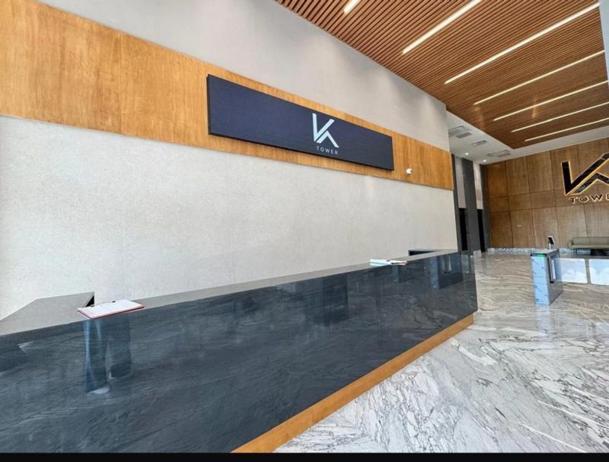 Fotografía de PISO DE OFICINA EN K TOWER EN RENTA