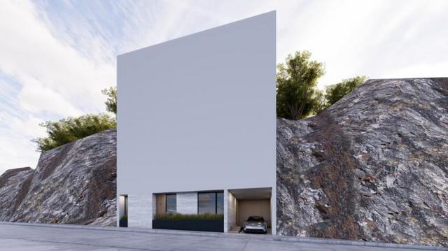 Fotografía de CASA EN VENTA EN LA LOMA CLUB DE GOLF CON ALBERCA