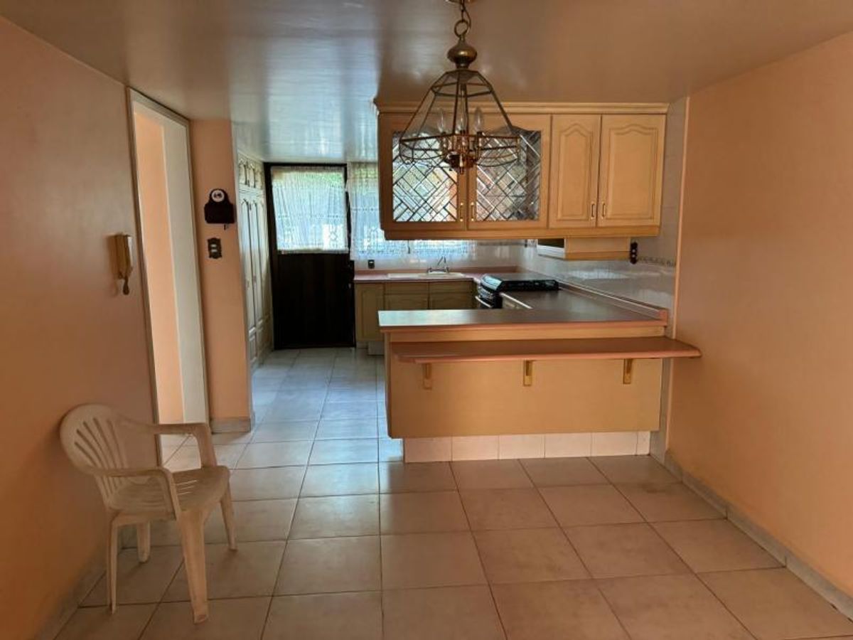 Fotografía de CASA EN VENTA EN LOMAS 4a CERCA DEL JARDIN DE SAN PATRICIO