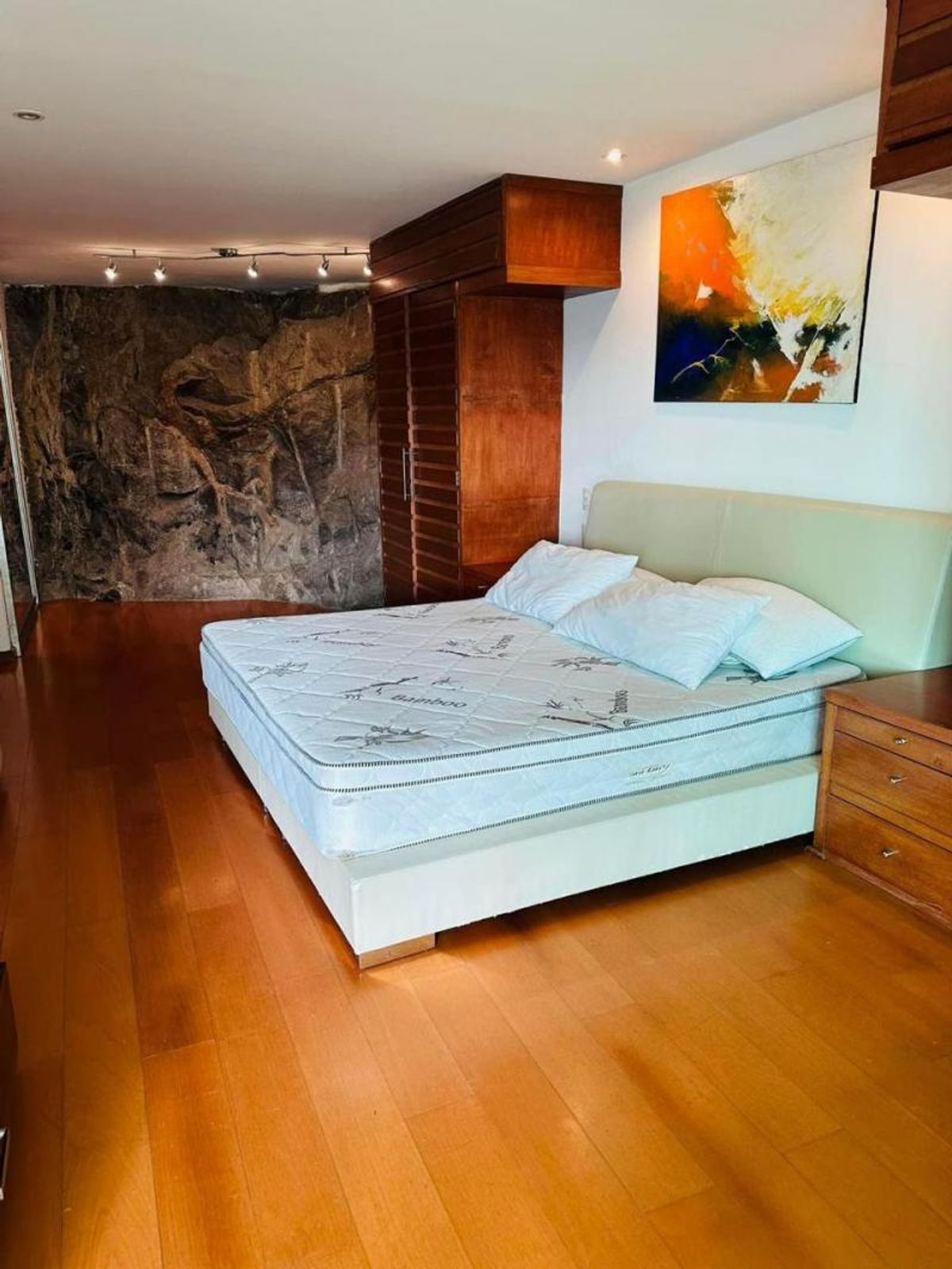 Fotografía de DEPARTAMENTO EN VENTA EN TORRE DOS LUNAS LOMAS 4 SECCION