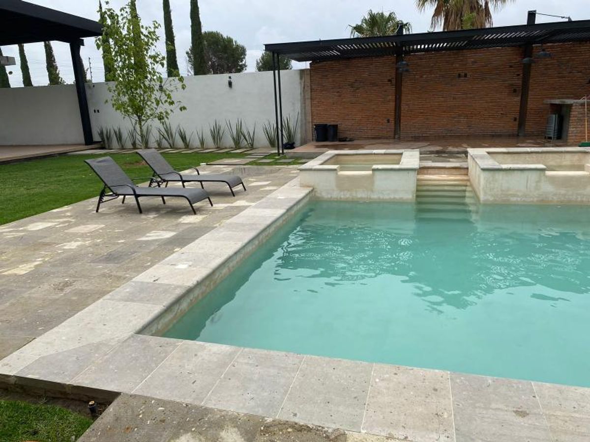 Fotografía de EXCELENTE JARDIN PARA EVENTOS EN VENTA