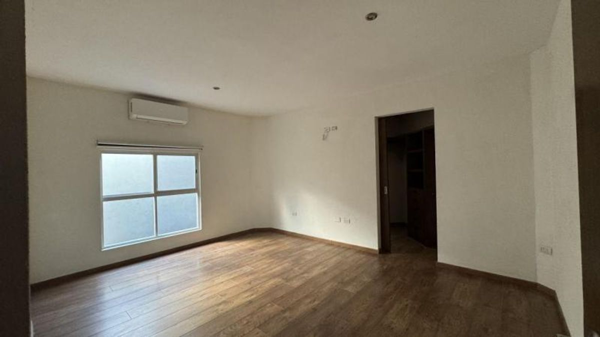 Fotografía de CASA EN VENTA EN BALCONES DEL VALLE