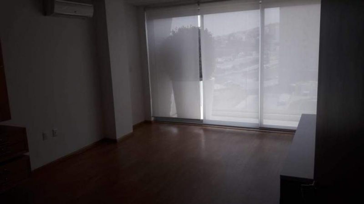 Fotografía de RENTA DE CONSULTORIO/OFICINA EN TORRE MEDICA DEL PEDREGAL