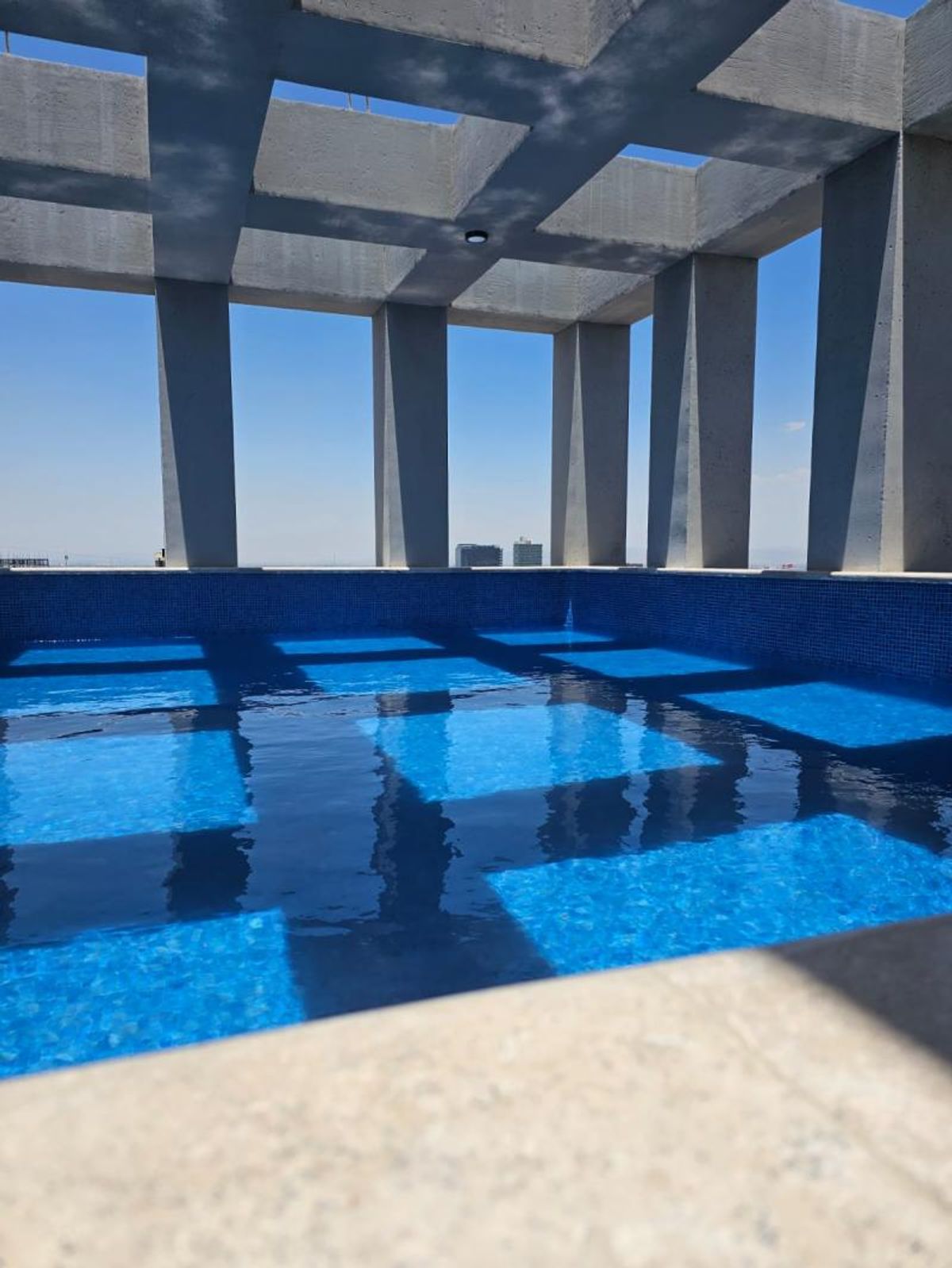 Fotografía de DEPARTAMENTOS EN VENTA EN TORRE METRIQA DE 2 Y 3 RECAMARAS A UNOS PASOS DE LA LOMA CENTRO DEPORTIVO