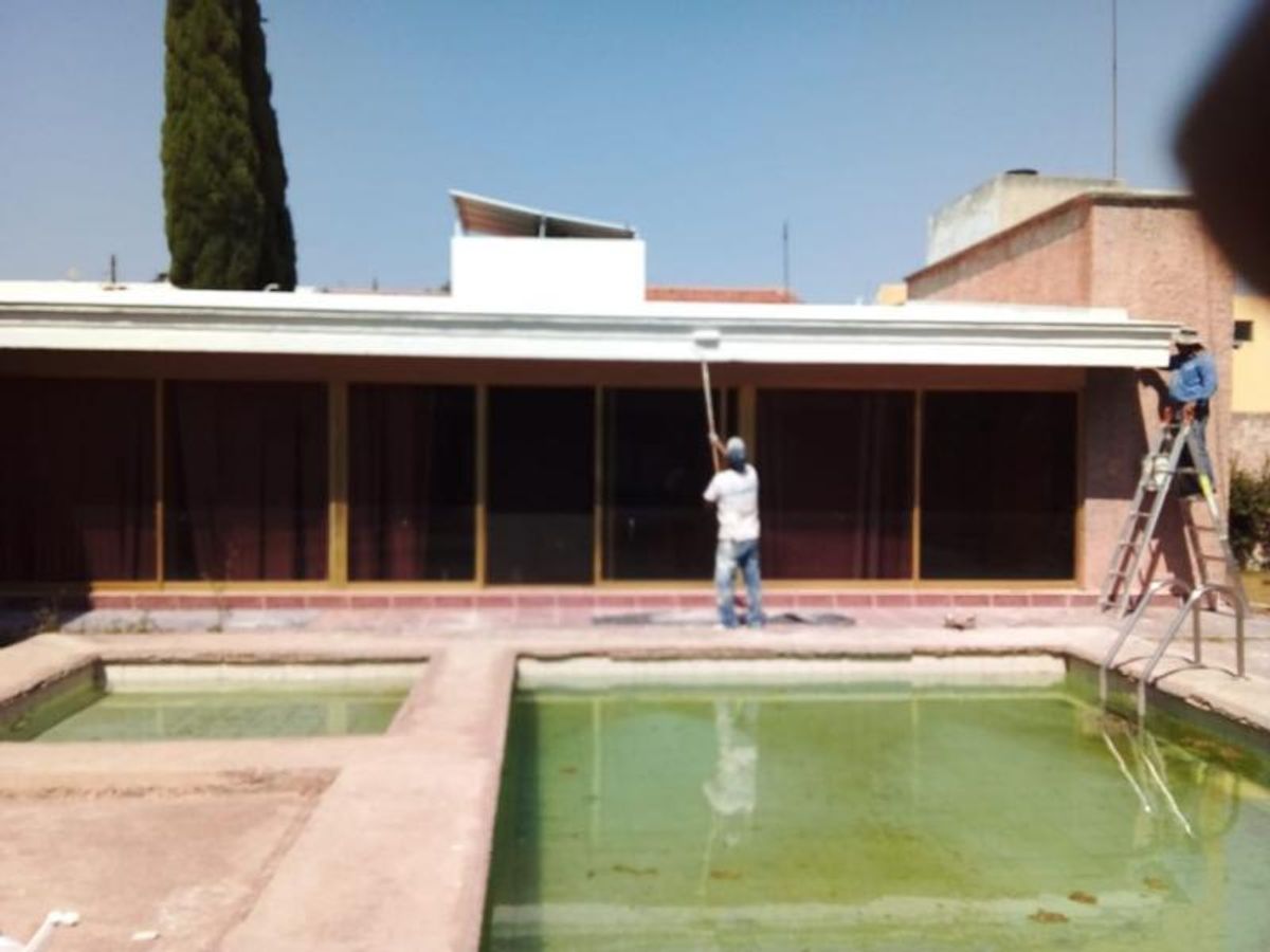 Fotografía de CASA EN VENTA CON ALBERCA EN LOMAS 4 SECCION