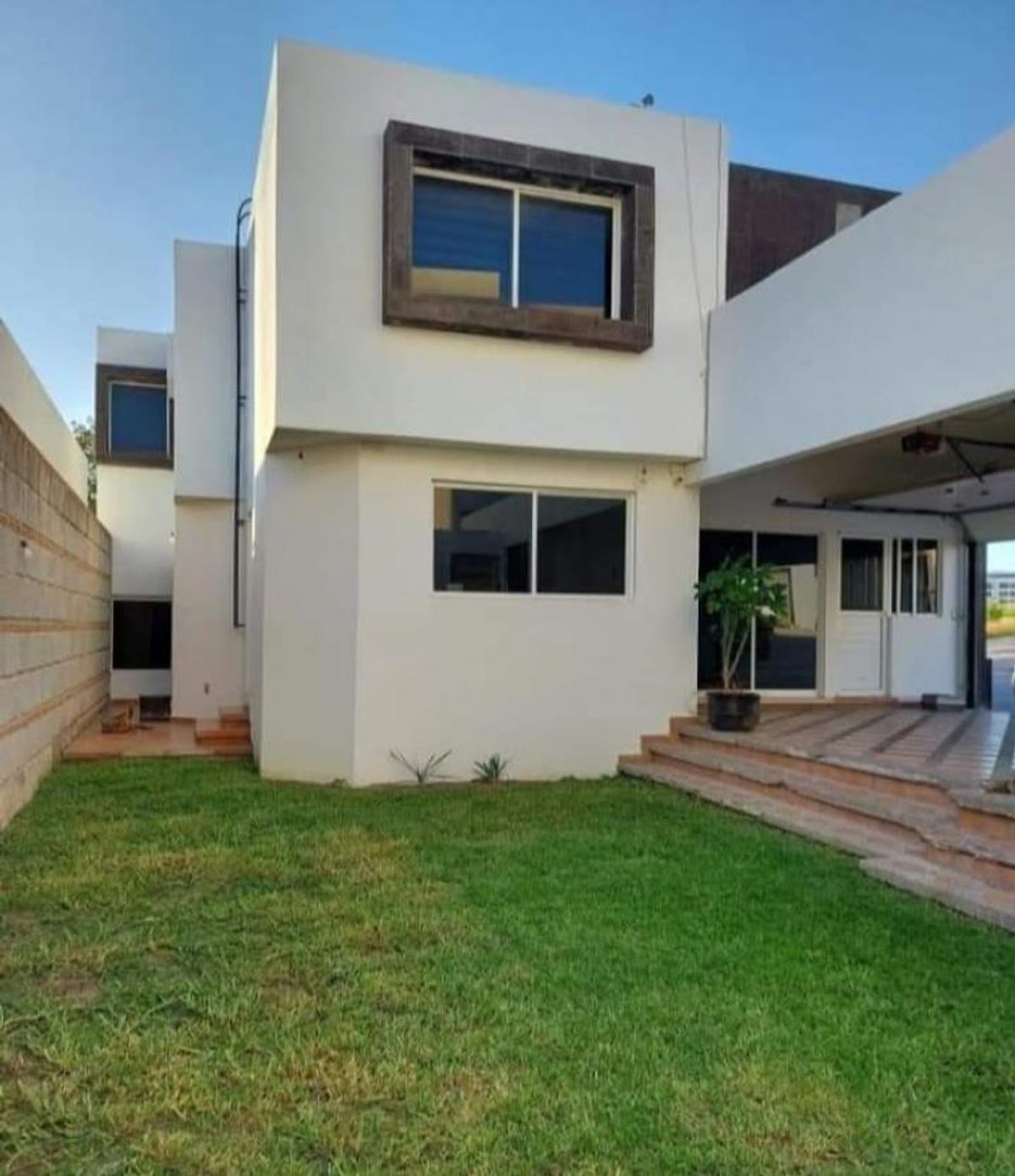 Fotografía de CASA EN VENTA EN LOMAS DEL TEC EN ESQUINA