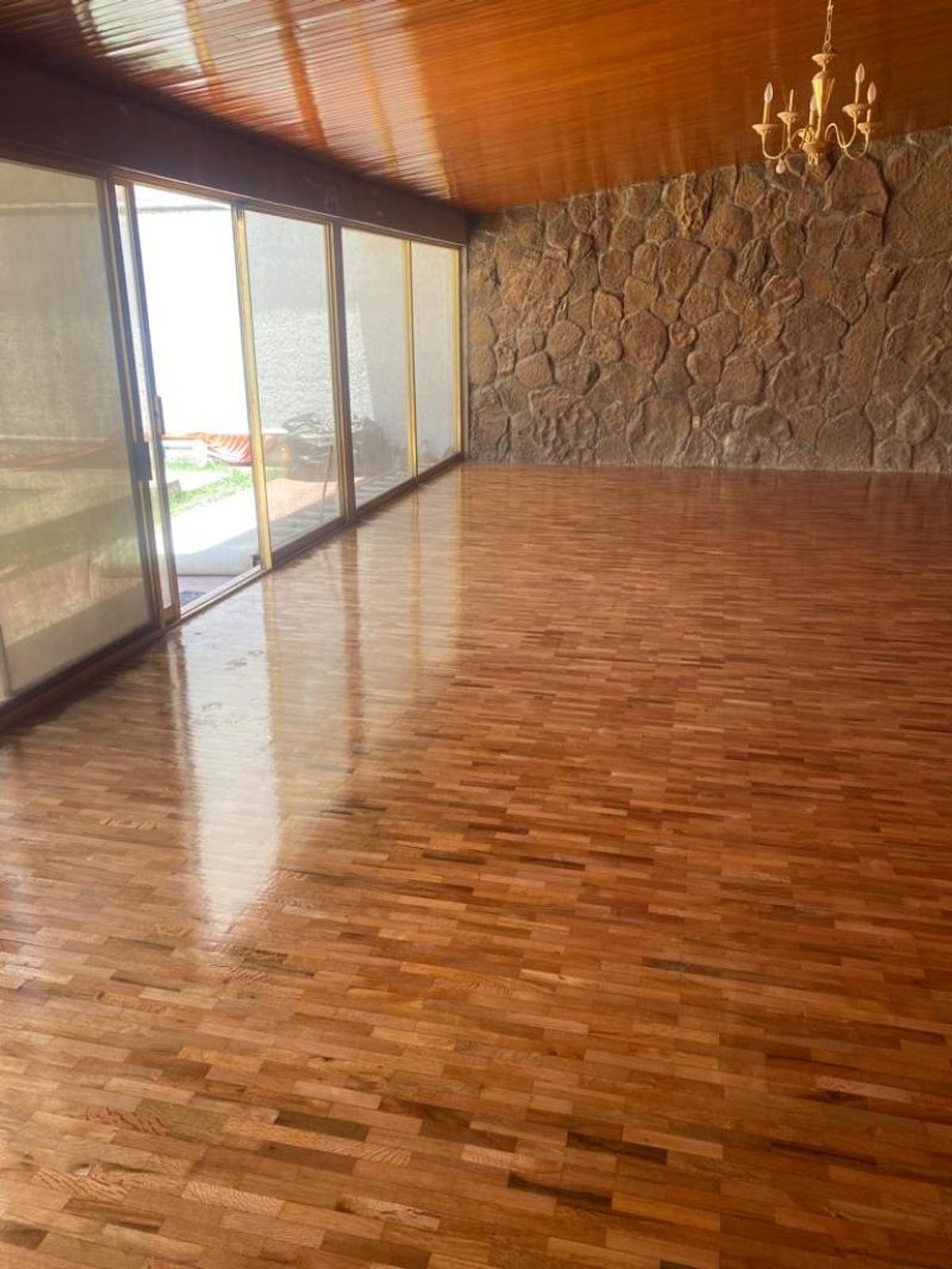 Fotografía de CASA EN VENTA CON ALBERCA EN LOMAS 4 SECCION