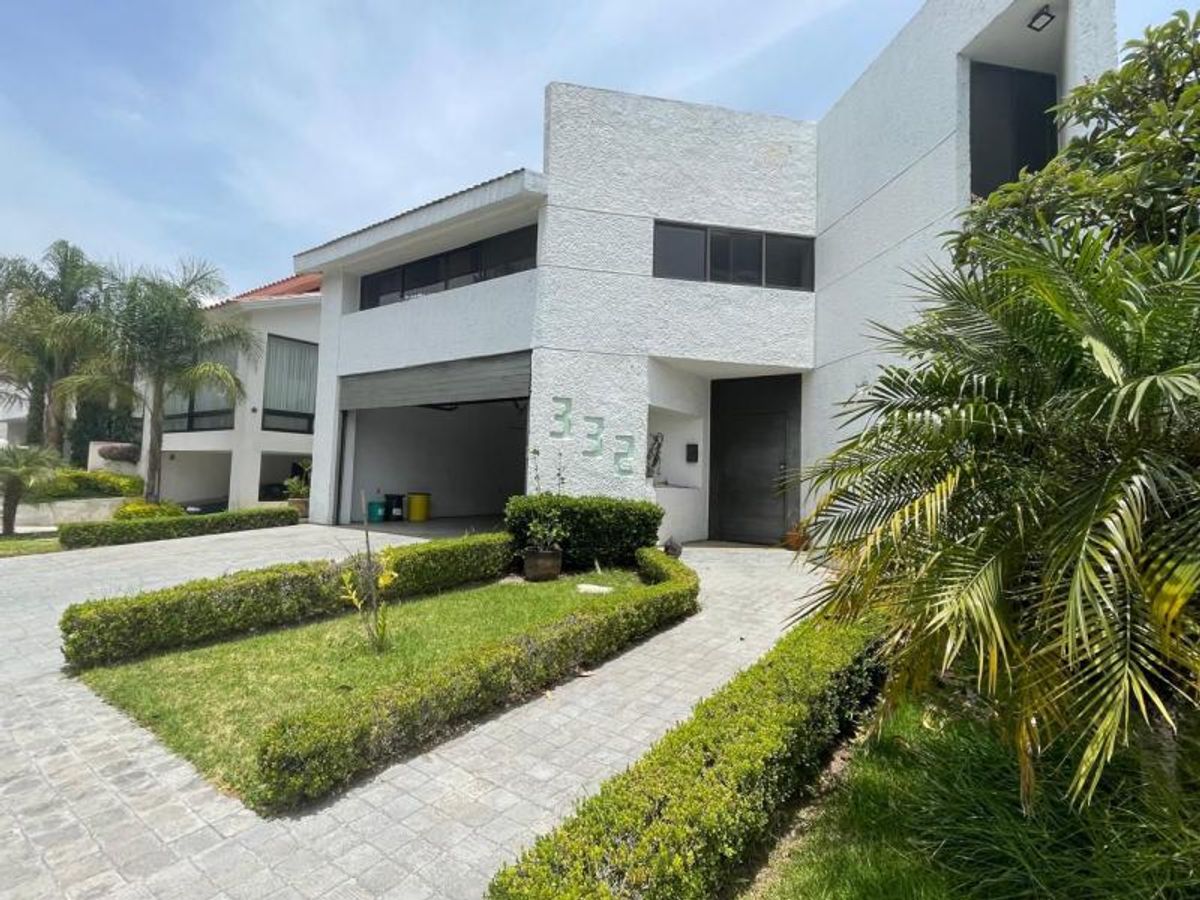 Fotografía de CASA EN VENTA EN CAMPESTRE CLUB DE GOLF CON VISTA AL HOYO 4