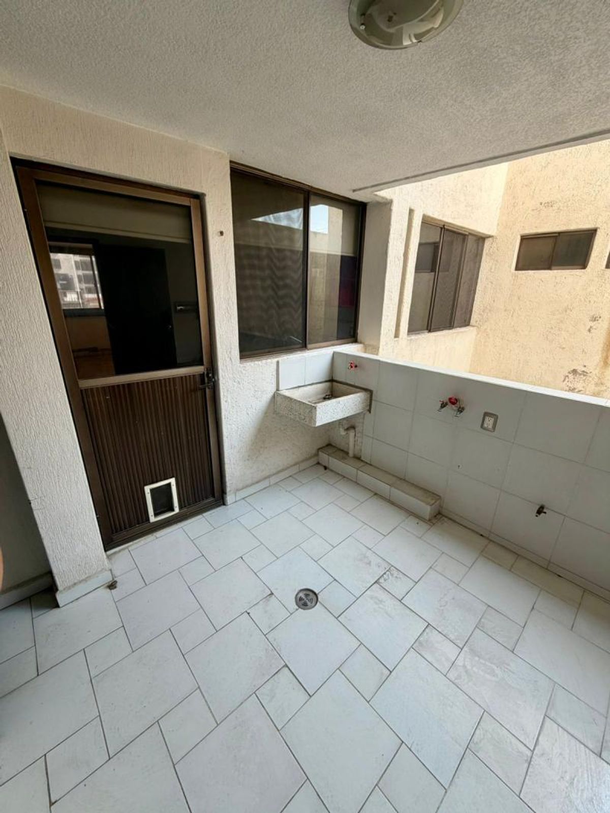 Fotografía de DEPARTAMENTO EN RENTA SOBRE AV CARRANZA EN TEQUIS