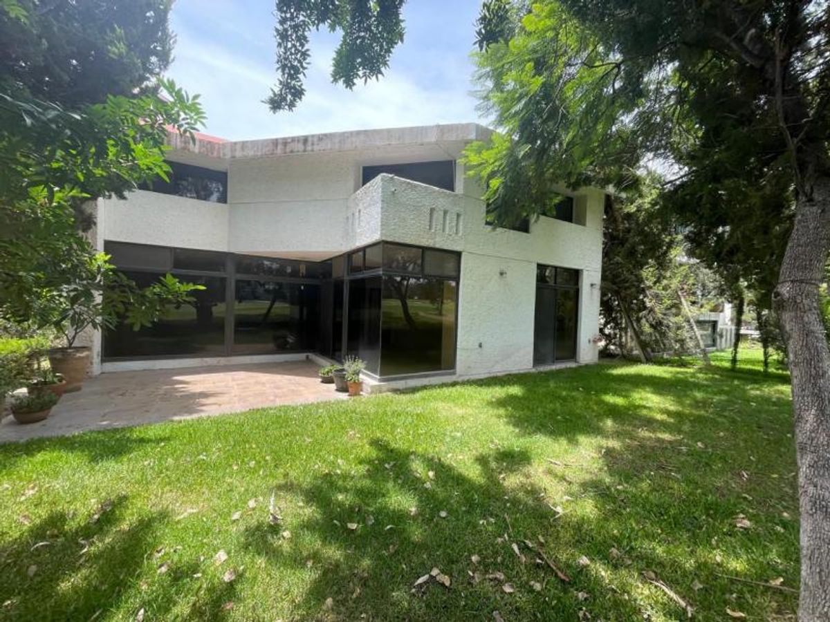 Fotografía de CASA EN VENTA EN CAMPESTRE CLUB DE GOLF CON VISTA AL HOYO 4