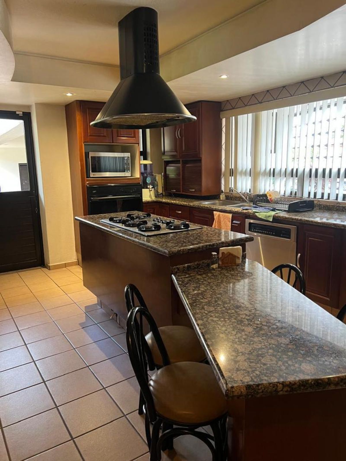 Fotografía de EXCELENTE CASA EN VENTA EN ESQUINA EN COLONIA JARDIN