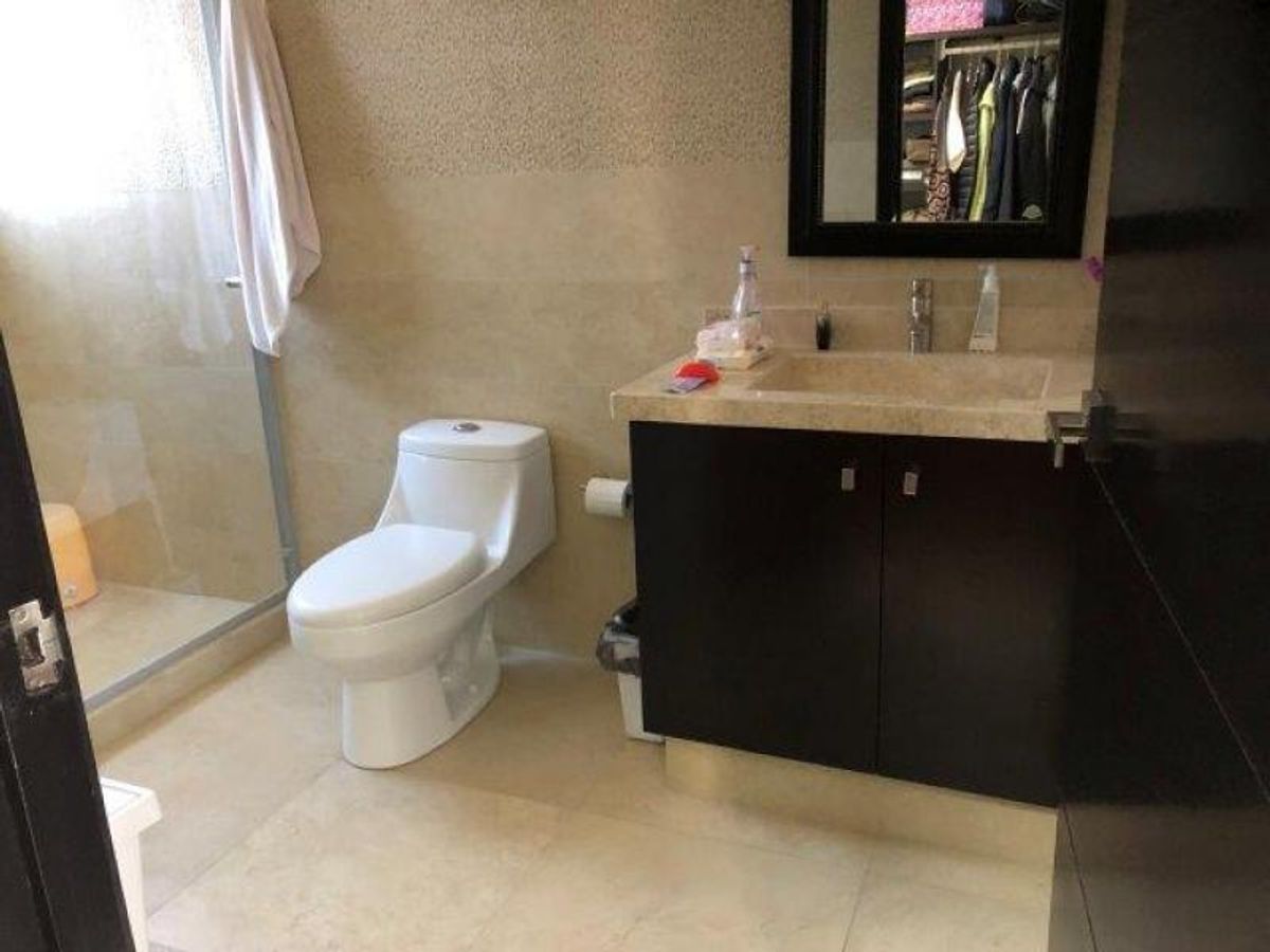 Fotografía de VENTA DE CASA EN CLUB DE GOLF LA LOMA
