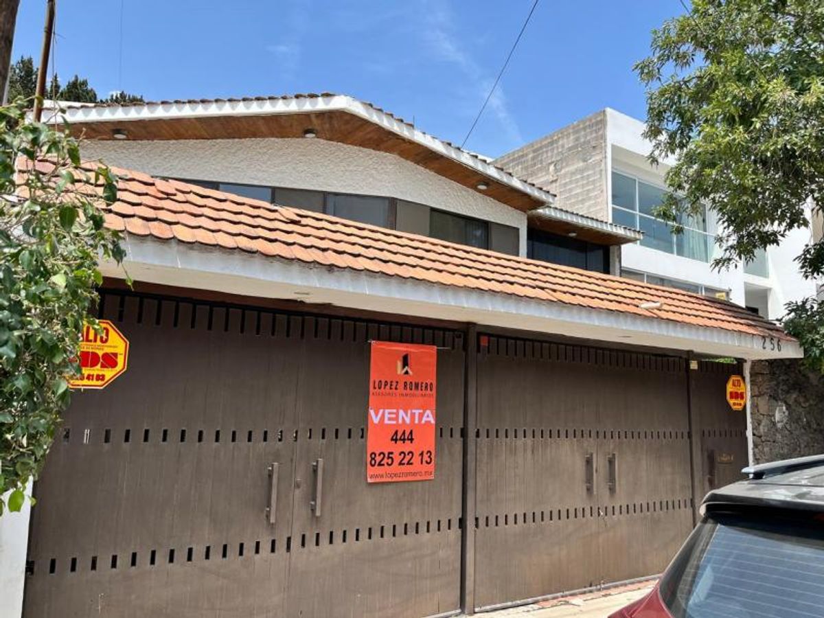 Fotografía de CASA EN VENTA EN LOMAS 3 SECCION 